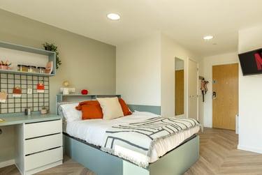 Sky View Studio - Image 1